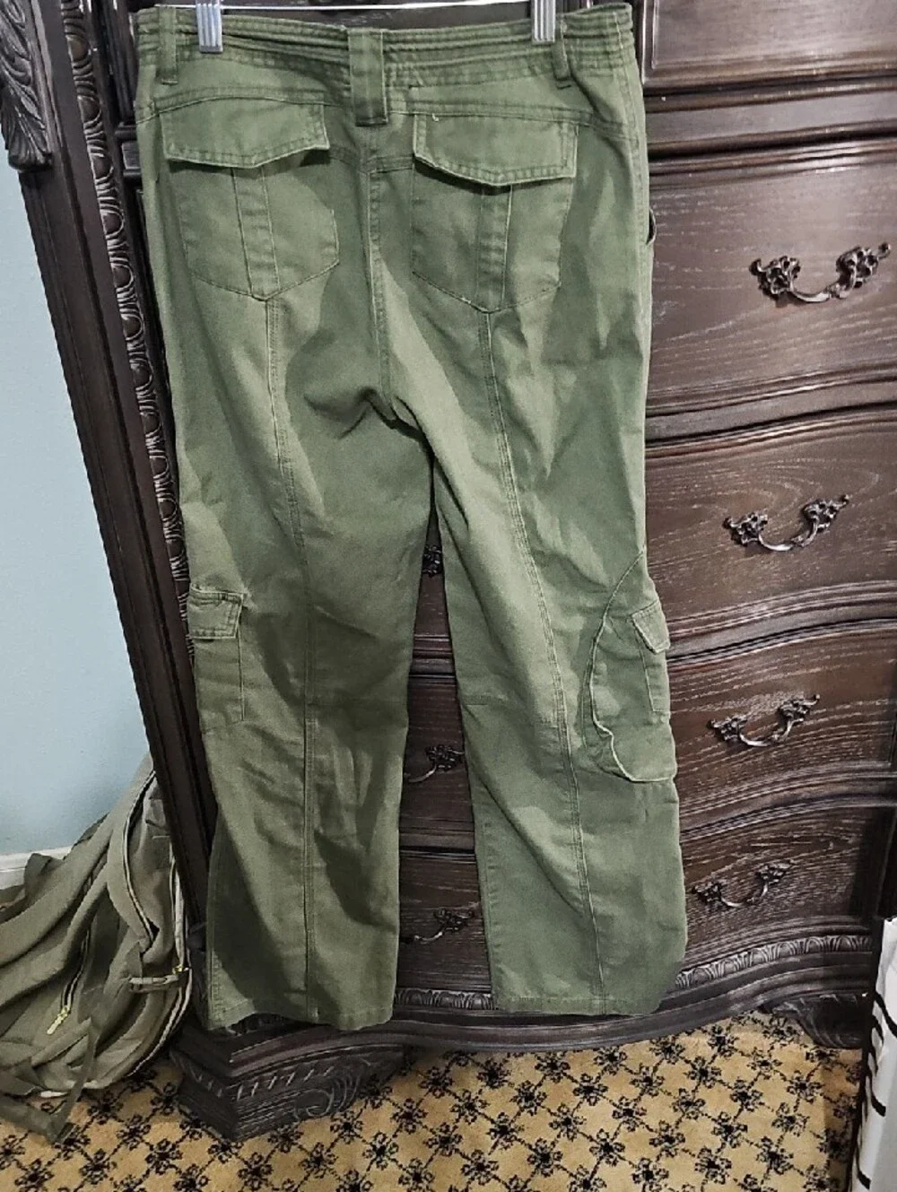 Brandy Melville Olive Green Cargo Pants with Flap Pockets